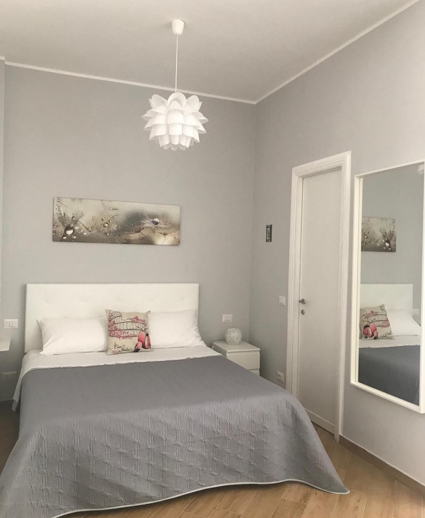 Lovely Little Apartment In Via Aurelia Roma Exterior foto